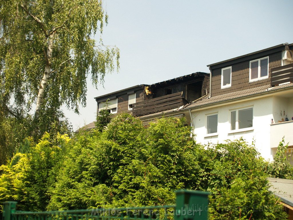 Mark Medlock s Dachwohnung ausgebrannt Koeln Porz Wahn Rolandstr P14.JPG